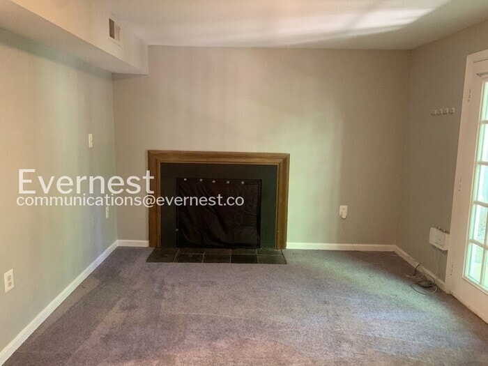 Building Photo - 15375 Inlet Pl