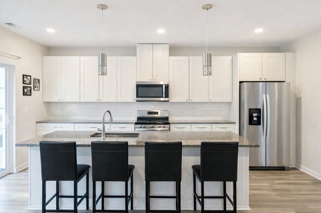 Building Photo - 10617 Alice Mae Ct