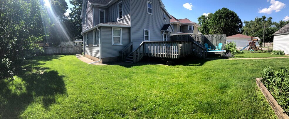 Back Yard - 514 Walnut St