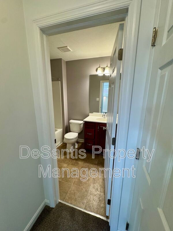 Building Photo - 307 Marshall Heights Dr