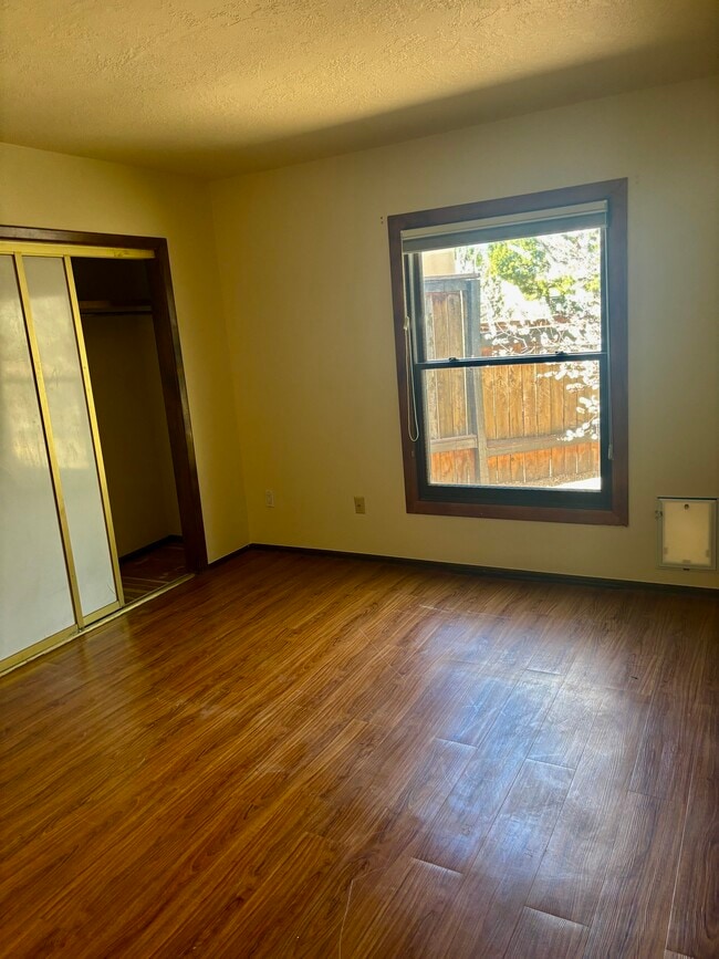 Building Photo - 3089 Plaza Blanca