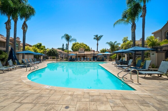 Building Photo - 7 Windchime