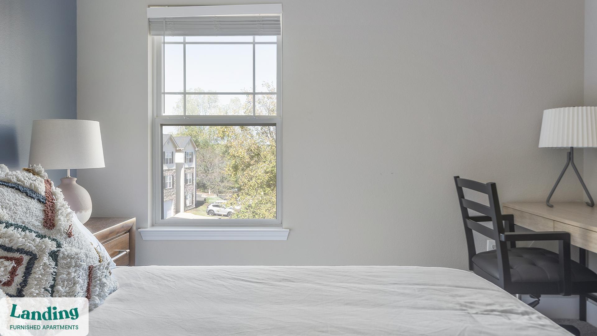 Building Photo - 400 Legends Terrace Dr