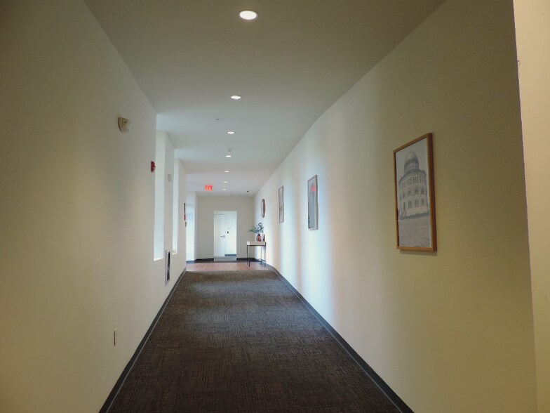 Building Photo - 192 Erie Blvd