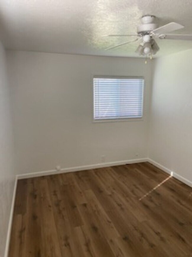 Building Photo - 115 Terrace Dr