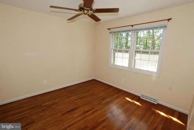 Building Photo - 6042 Haverhill Ct