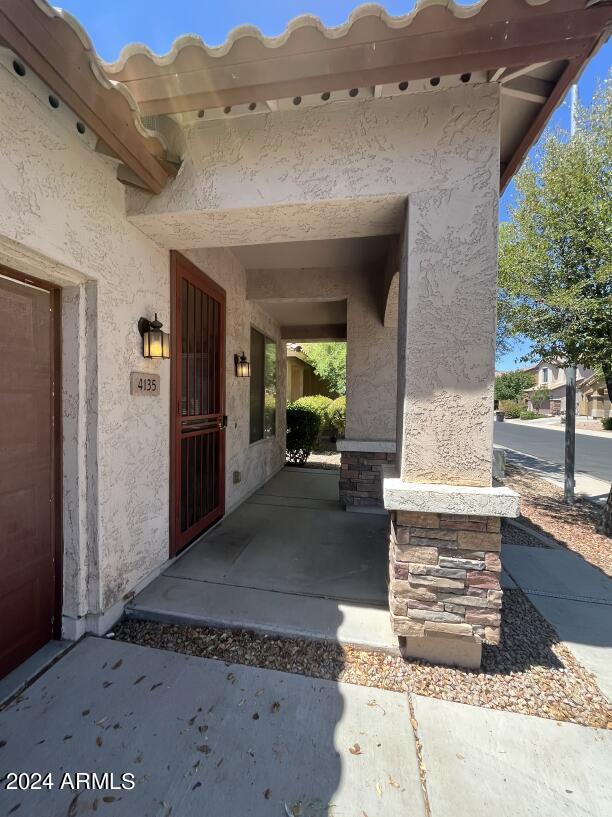 Building Photo - 4135 E Bellerive Dr