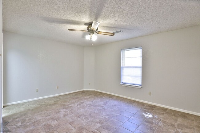 Building Photo - Cul-de-Sac 3/2/2; Ward, Madison, Cooper schools