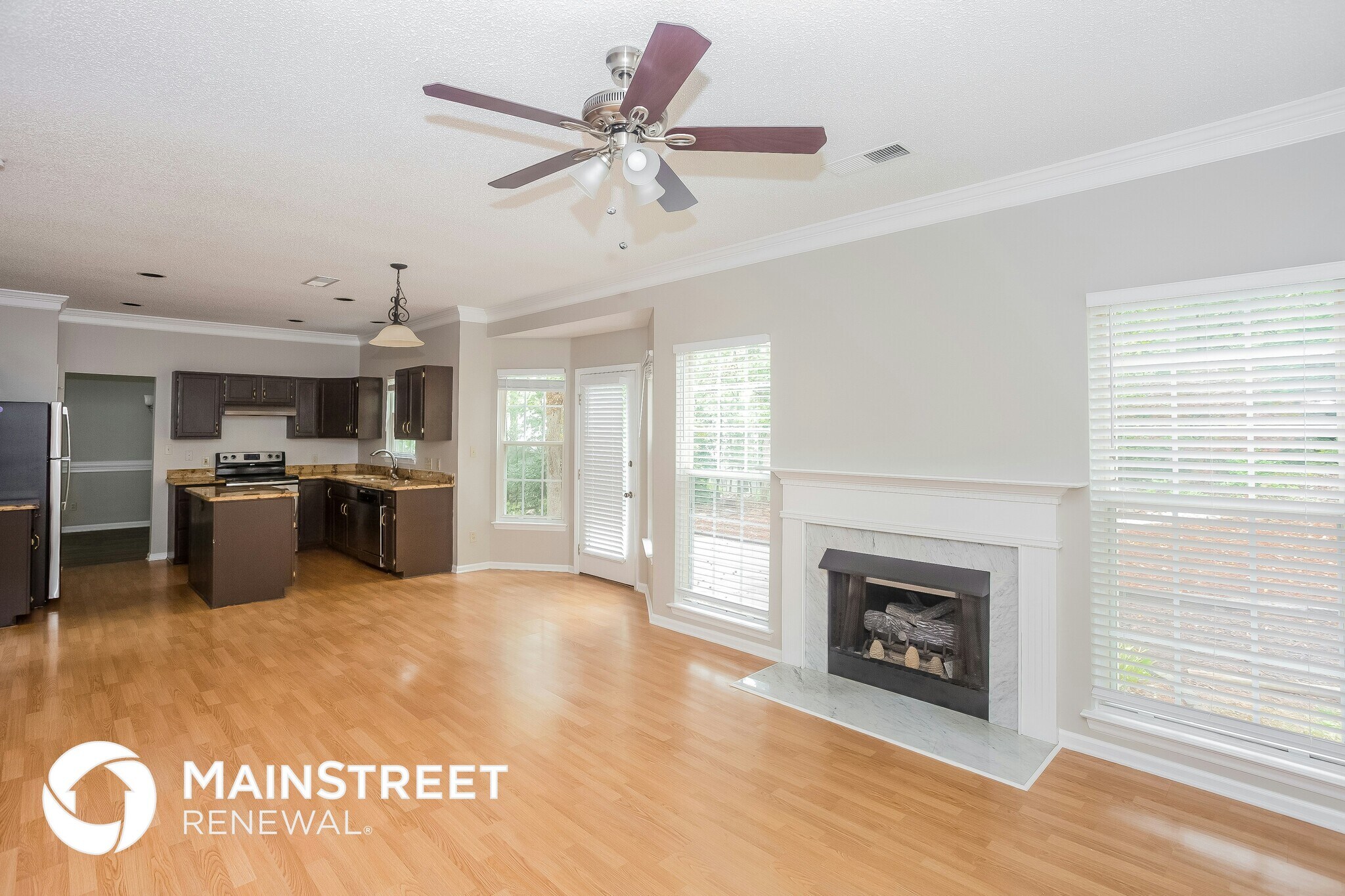 Building Photo - 2604 Yarrow Rd