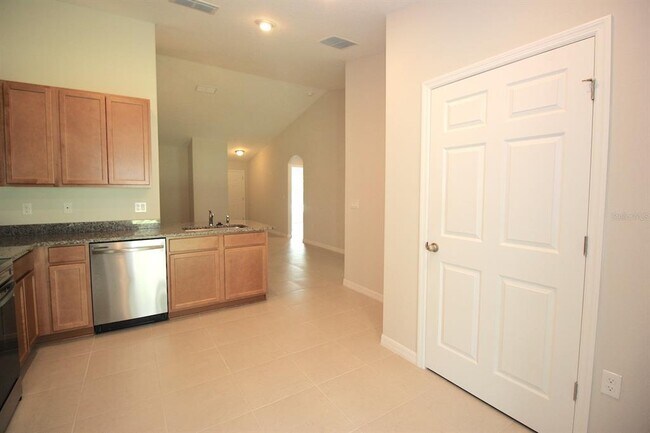 Building Photo - 109 Rolling Sands Dr