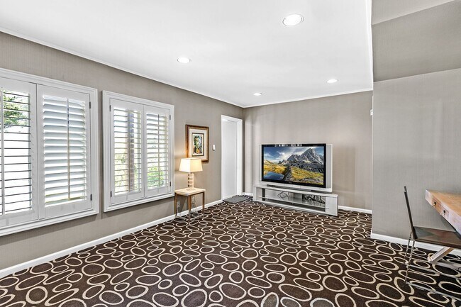 Building Photo - 862 Pacheco St