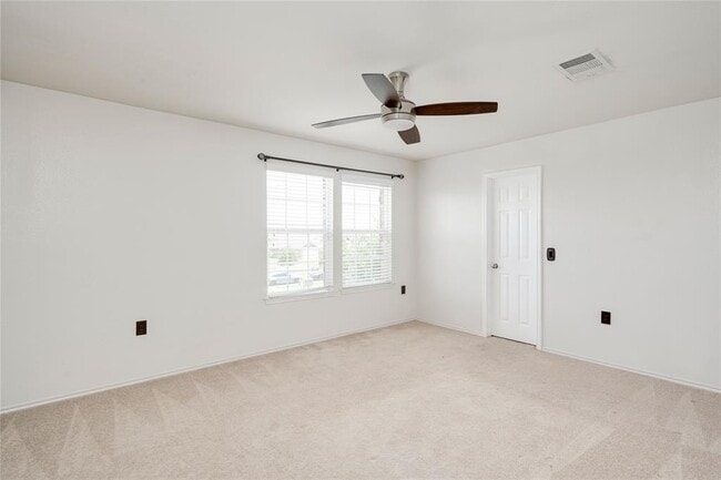 Building Photo - 5701 Cass Ct