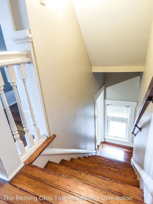 Building Photo - 2 br, 1 bath House - 344 W 2nd Avenue