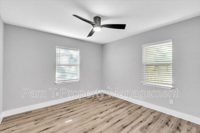 Building Photo - 2514 Florida Ave