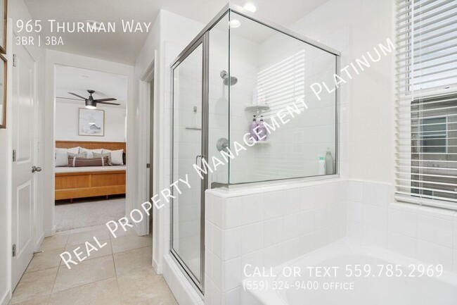 Building Photo - 965 Thurman Way