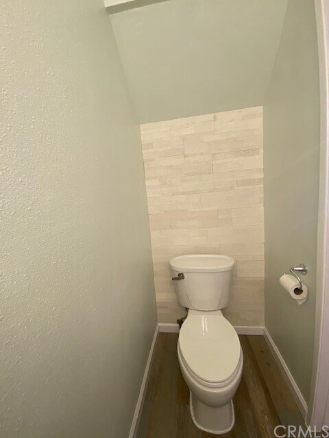 Building Photo - 9916 Continental Dr