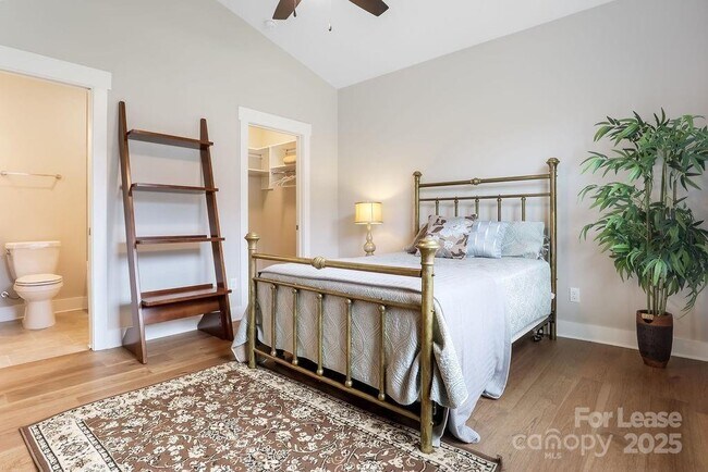 Building Photo - 21 Craftsman Overlook Rdg