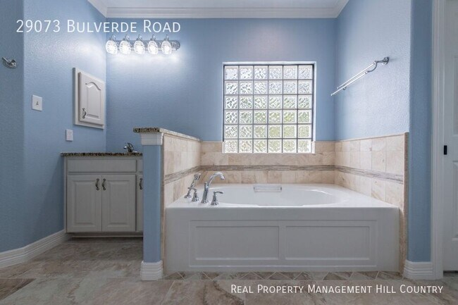 Building Photo - 29073 Bulverde Rd