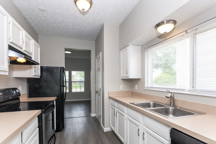 Building Photo - 1218 Sunset Dr