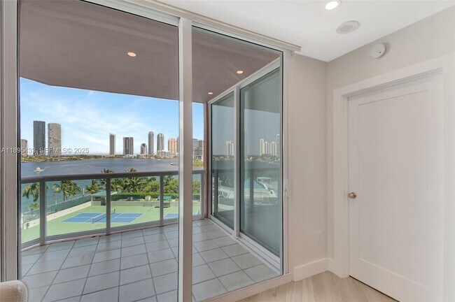 Building Photo - 3370 Hidden Bay Dr