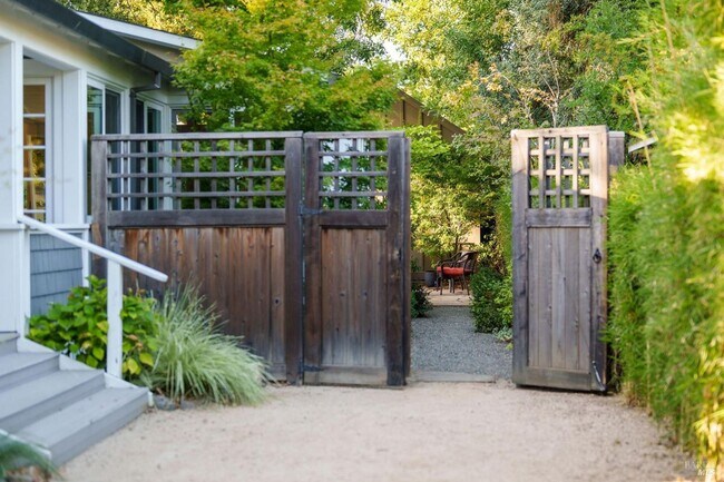 Building Photo - 2 Bedroom 2 Bath Calistoga Oasis with Additional 1 Bedroom 1 Bath ADU with landscaping paid for!