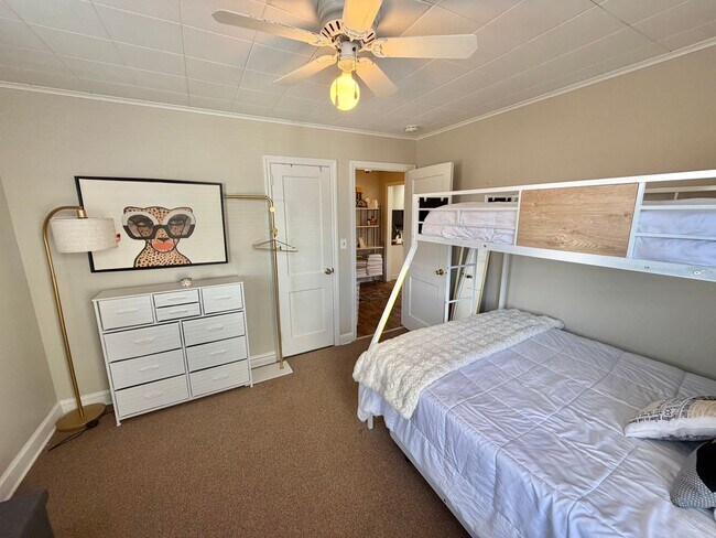 Building Photo - For Rent –Beautiful Home Minutes from West Point and Roe Park