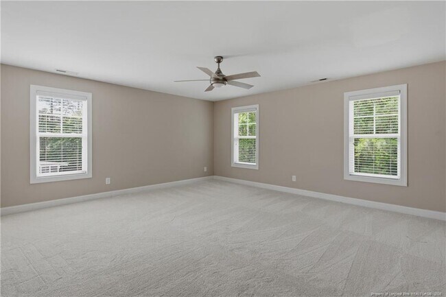 Building Photo - 138 Valley Pines Cir