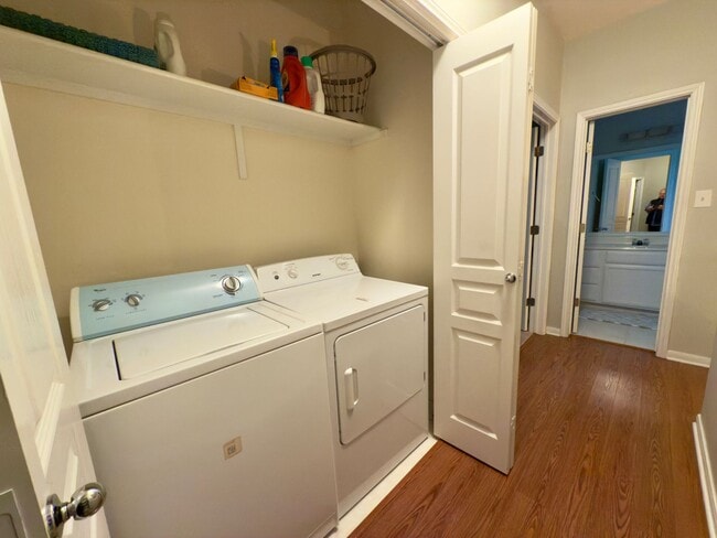 Building Photo - 2 Bedroom Townhome in Westcreek Ranch