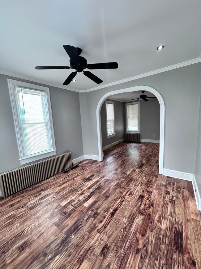 Building Photo - Charming 3 Bedroom Home in Mt.Joy!