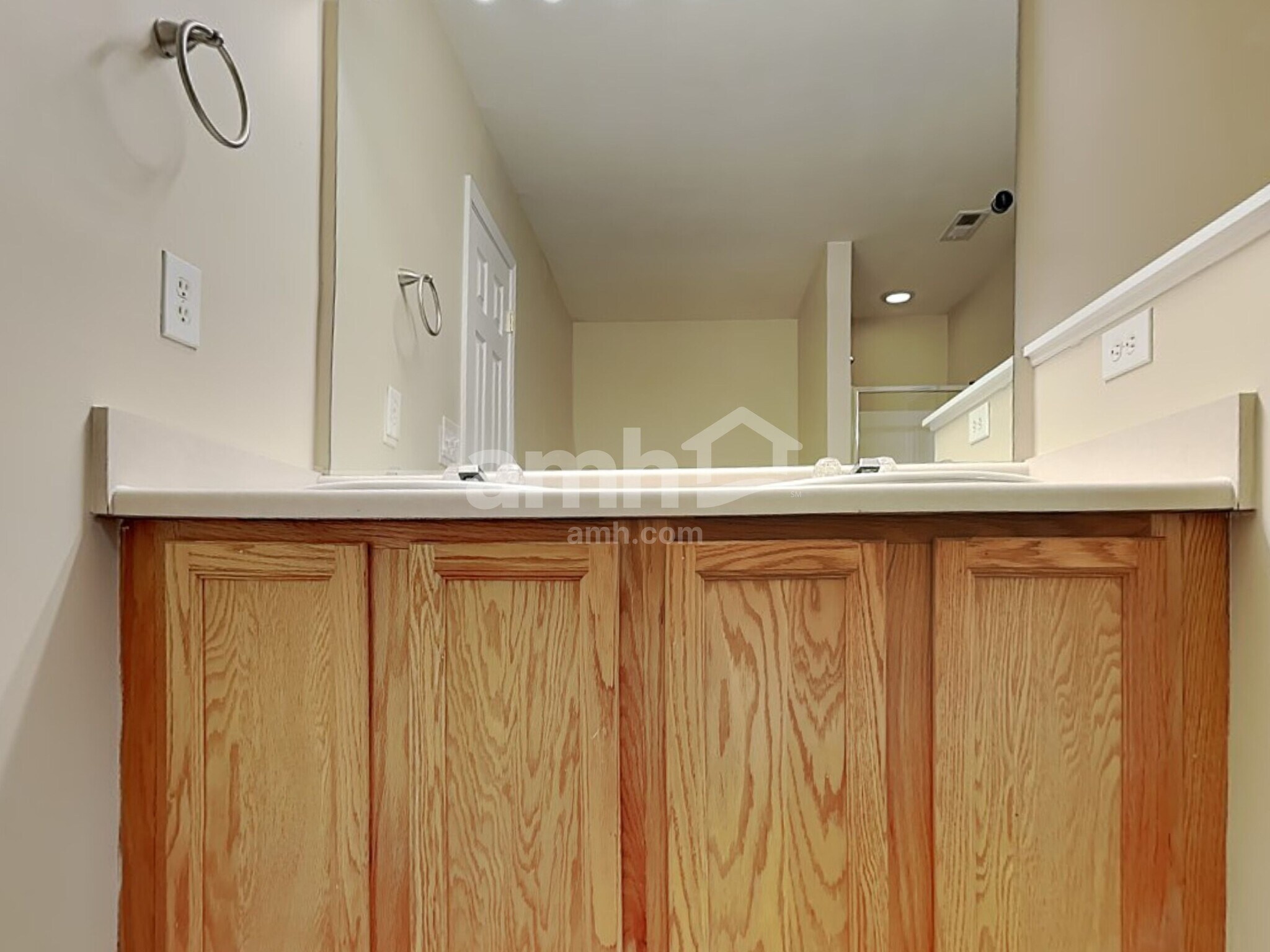 Building Photo - 3961 Tyler Bluff Ln