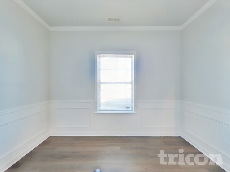 Building Photo - 269 Klinetop Dr