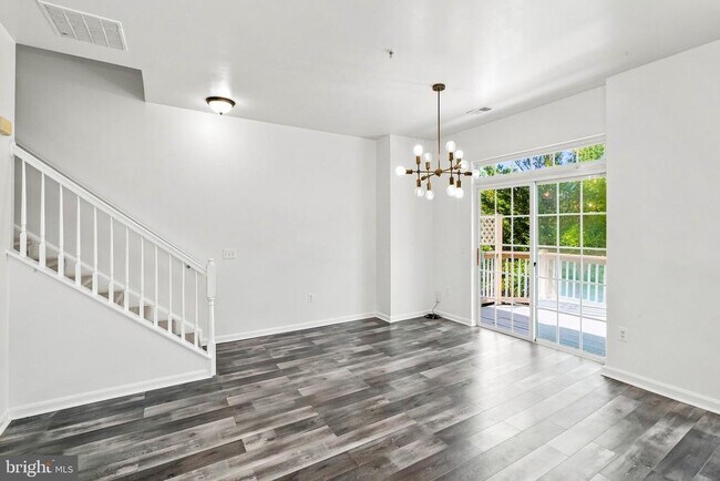 Building Photo - 1824 Cedar Cove Way