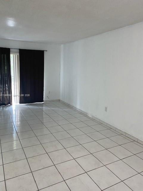 Building Photo - 1530 SW 2nd St