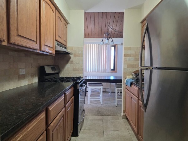 Building Photo - 6101 W 64th Pl