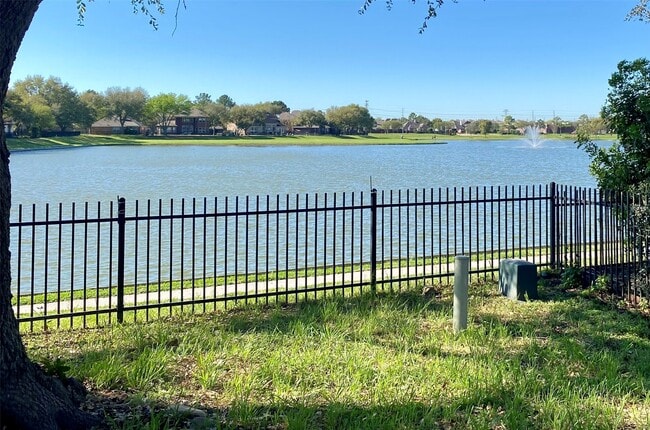 Building Photo - 17447 S Summit Canyon Dr