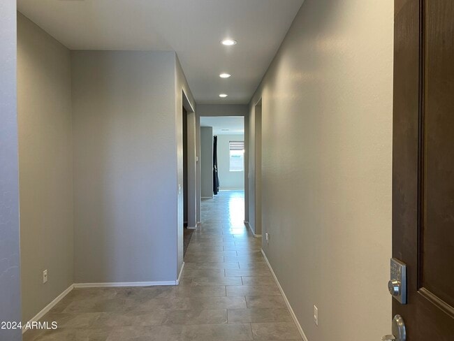 Building Photo - 16607 W Mescal St