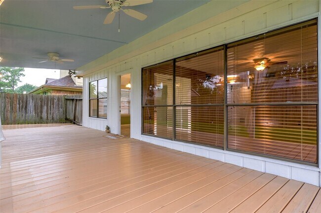 Building Photo - 2520 Hadley Cir