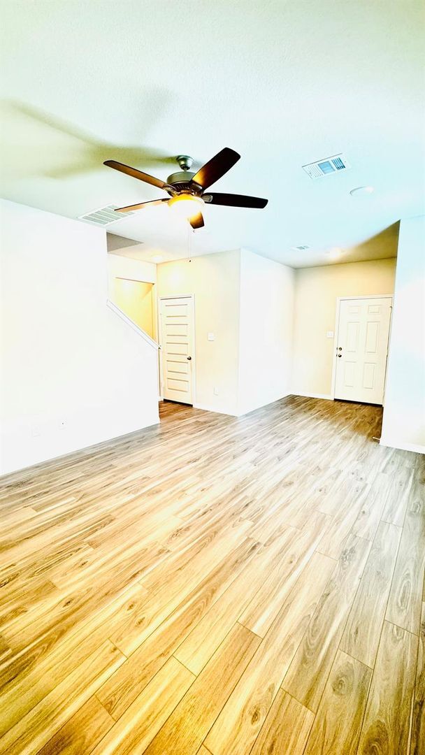 Building Photo - 2423 Bluefish Ct