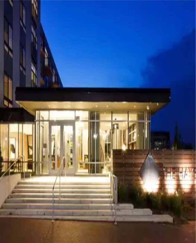 Building Photo - 145 Riverhaven Dr