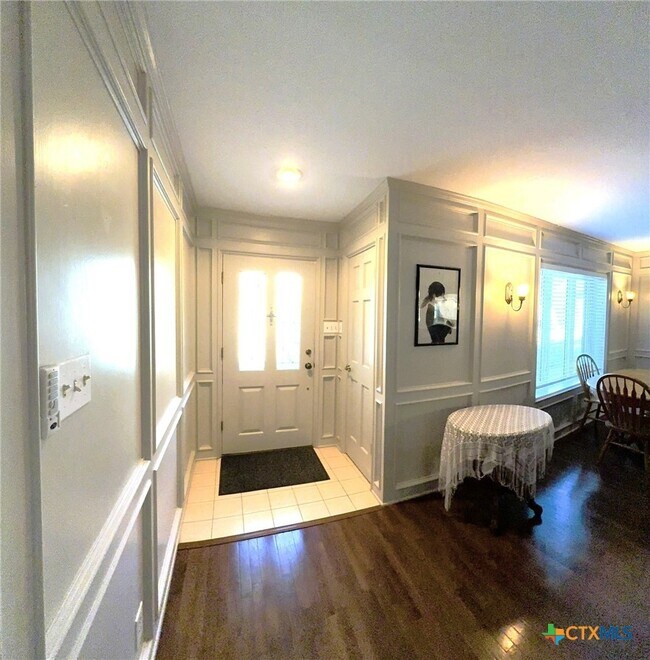 Building Photo - 3117 Kensington Ct