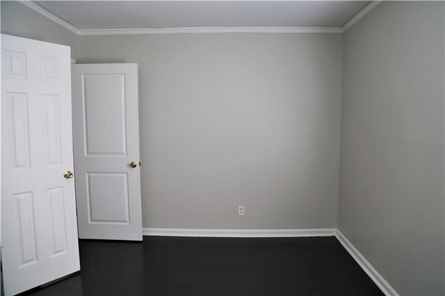 Building Photo - Banberry-Marietta Two Bedroom House