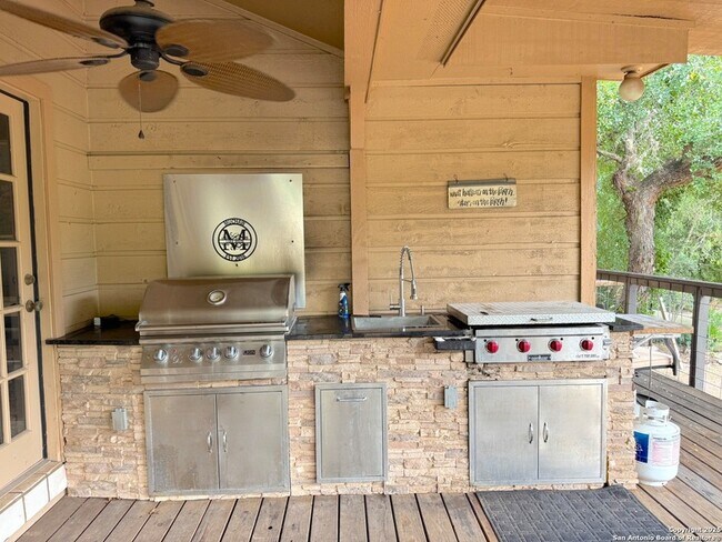 Building Photo - 104 Canteen