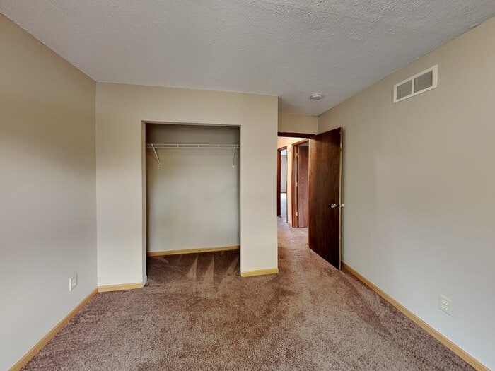 Building Photo - 3613 E 42nd St