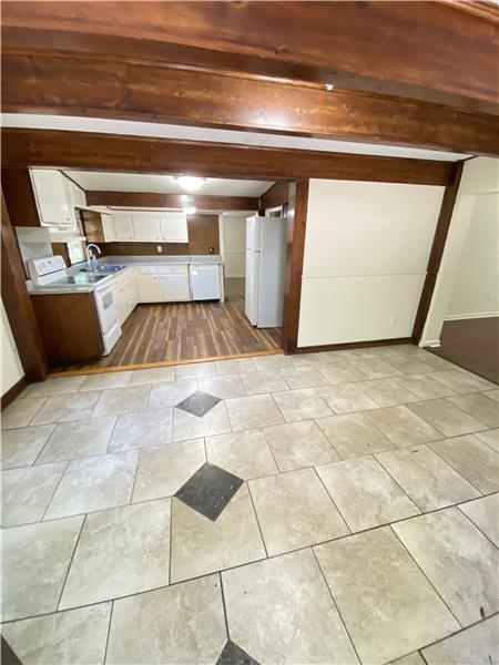 Building Photo - 220 Quacco Trail