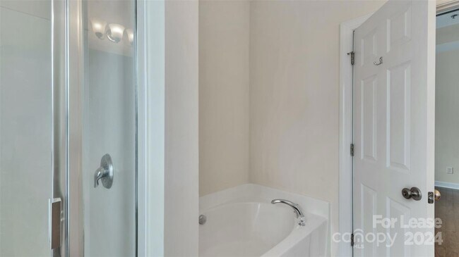 Building Photo - 11111 Ascoli Pl