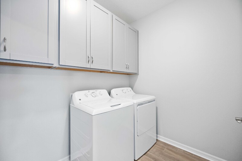 Building Photo - 3040 Via Sienna Cir