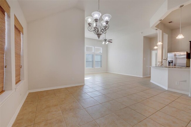 Building Photo - 2403 Snowy Egret Drive