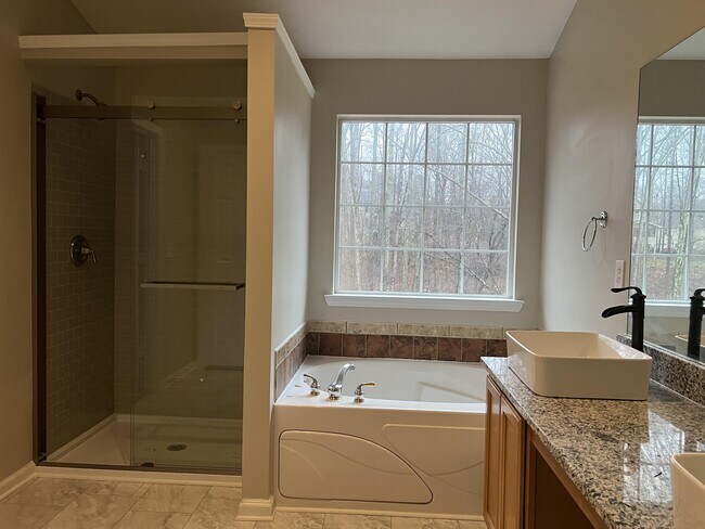 Building Photo - 417 Holland Springs Dr NW