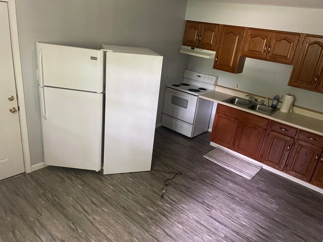 Kitchen - 11369 McFarland Ln