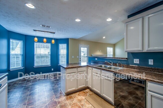 Building Photo - 3733 Shoteka Dr